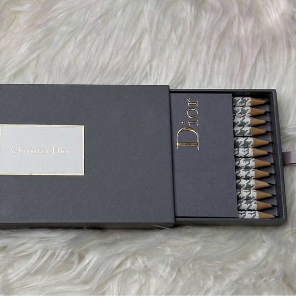 Christian Dior Sketch Pad and Pencils Bundle with Box - Picture 15 of 15